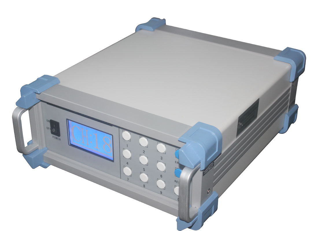 1&times;4 臺式保偏光開關(guān) - 廣西科毅光通信